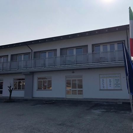 Prealpina Hotel Bagnolo Piemonte Exterior foto